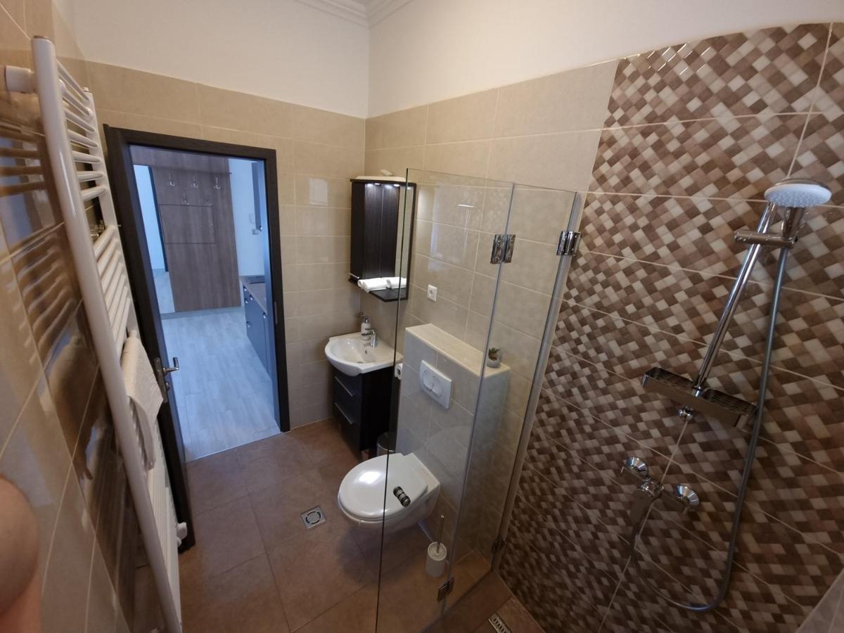 Karinthy Haz Konuk evi Siofok Dış mekan fotoğraf