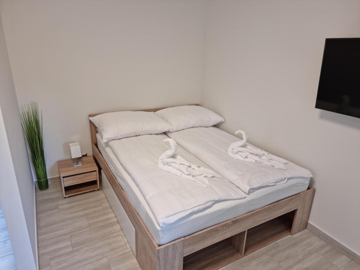 Karinthy Haz Konuk evi Siofok Dış mekan fotoğraf